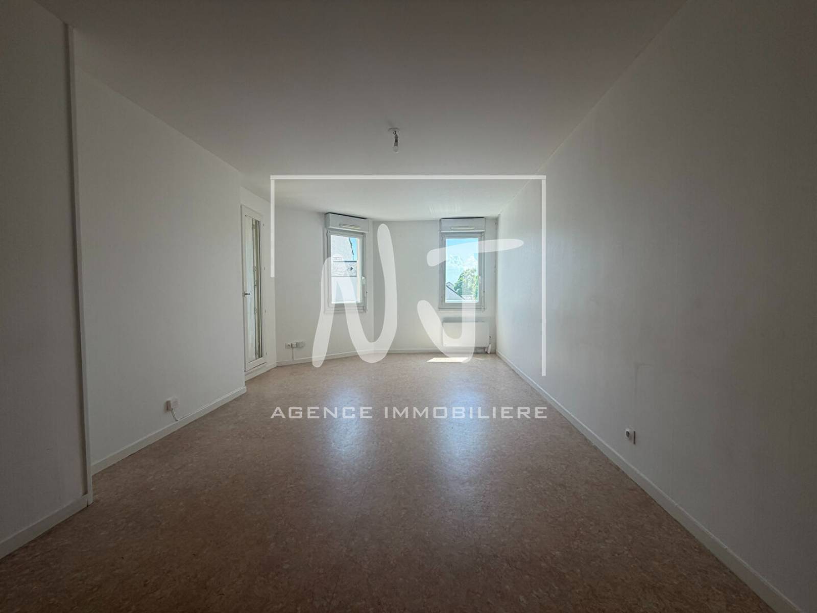 Appartement 2 chambres avec loggia à vendre au Lac de Maine à Angers