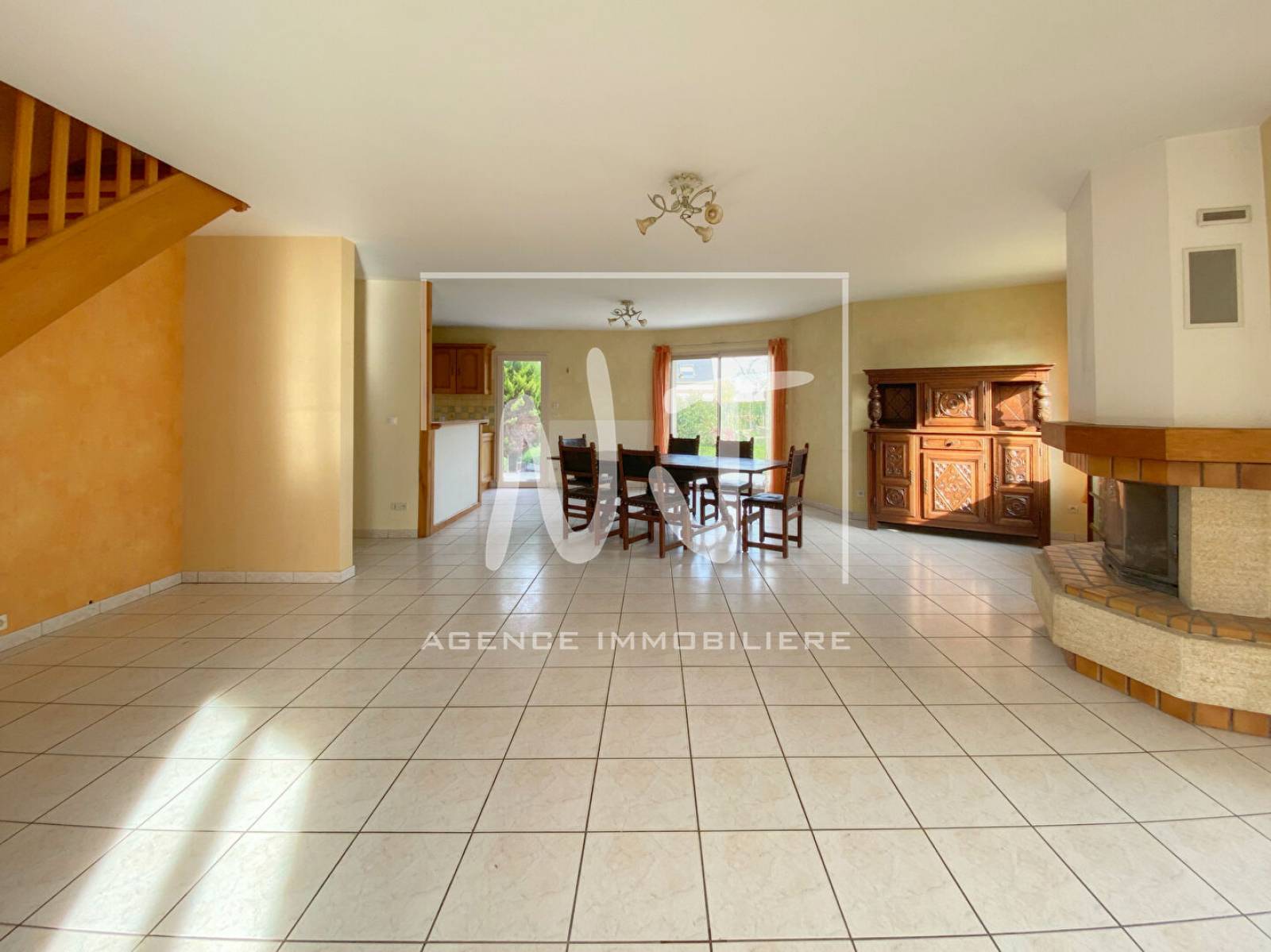 MAISON A VENDRE LOIRE AUTHION 49800  Jolie maison avec 2 chambres de plain-pied