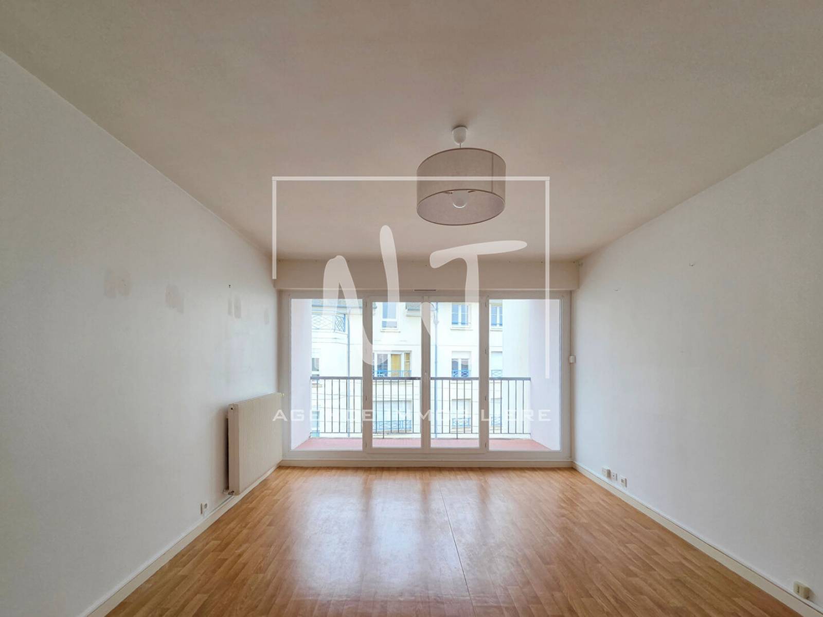 Appartement 2 chambres avec balcon  et cave dans le secteur Bollée - Jardin des Plantes au Mans 72000