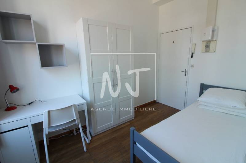 APPARTEMENT A LOUER ANGERS 49100 HYPERCENTRE VILLE STUDIO MEUBLE