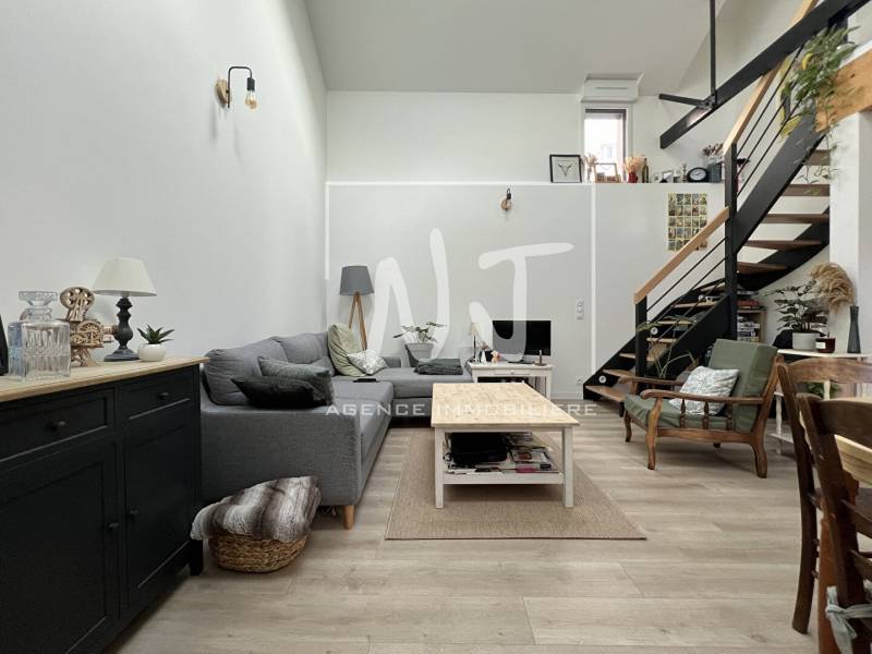 Appartement deux chambres en duplex
