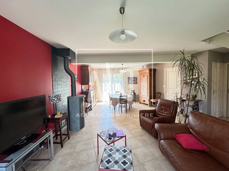 Déjà loué - MAISON A LOUER LES GARENNES SUR LOIRE 49320  MEUBLÉE - 4 CHAMBRES - JARDIN