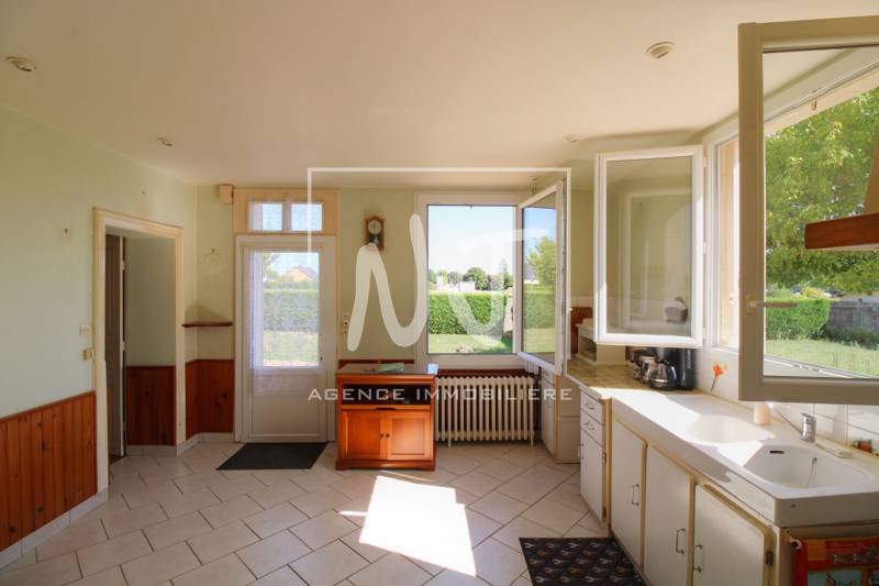 Longère à vendre dans le centre bourg de Mazé Milon 49630