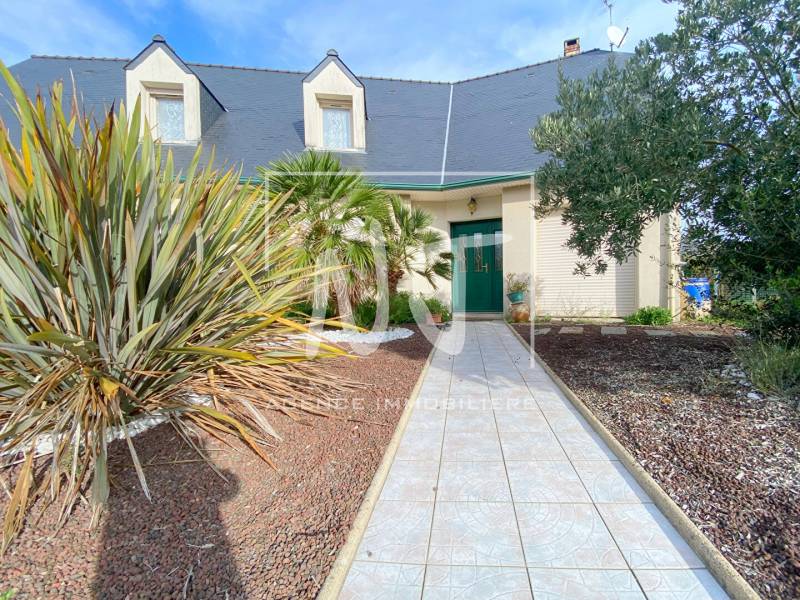 MAISON A VENDRE LOIRE AUTHION 49800  Jolie maison avec 2 chambres de plain-pied