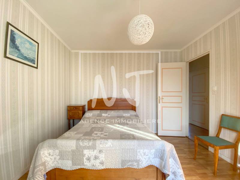MAISON A VENDRE ECOUFLANT 49000  