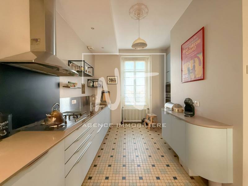 MAISON A VENDRE TRELAZE 49800  Très belle maison de caractère