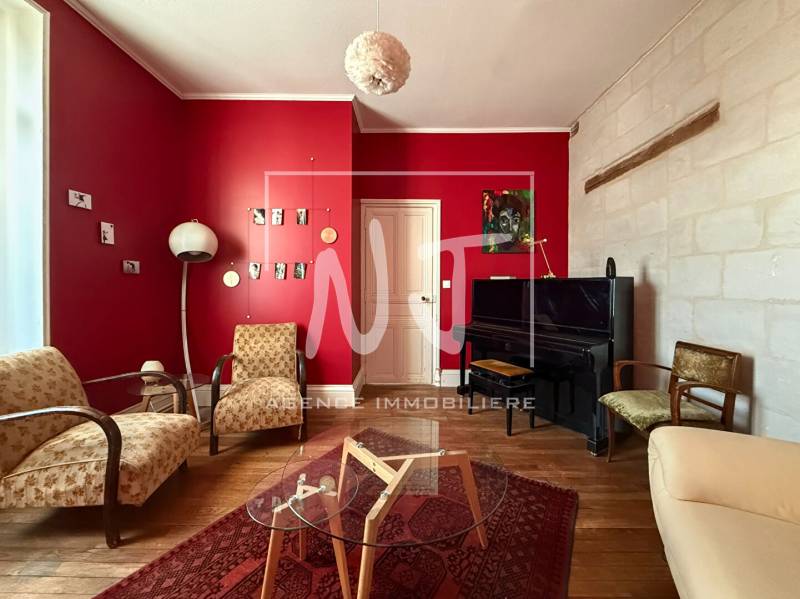 MAISON A VENDRE TRELAZE 49800  Très belle maison de caractère