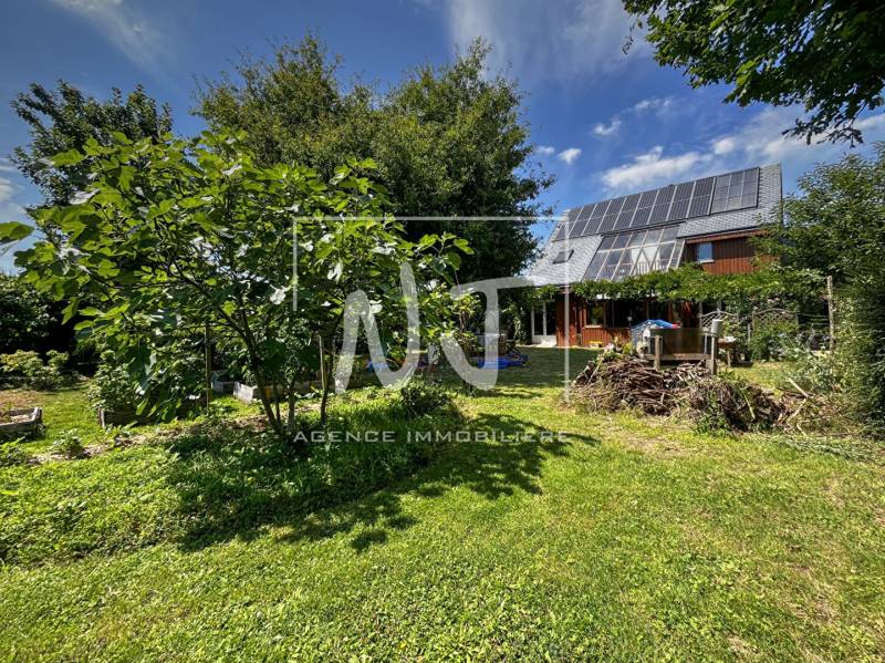 Jardin clos et paysagé 630m²