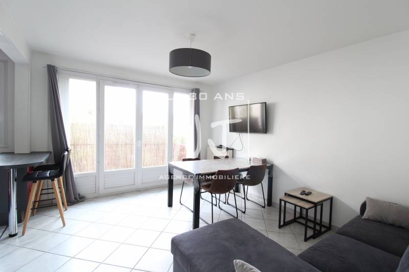 Déjà loué - APPARTEMENT A LOUER ANGERS 49000 SAINT-LEONARD 1 CHAMBRE - BALCON - STATIONNEMENT - CAVE