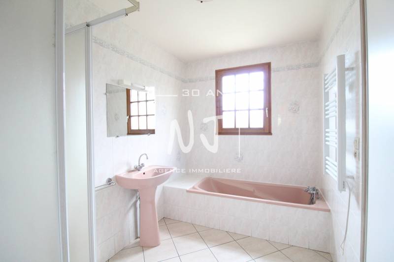 Déjà loué - MAISON A LOUER LA MEIGNANNE 49770  3 CHAMBRES AVEC JARDIN