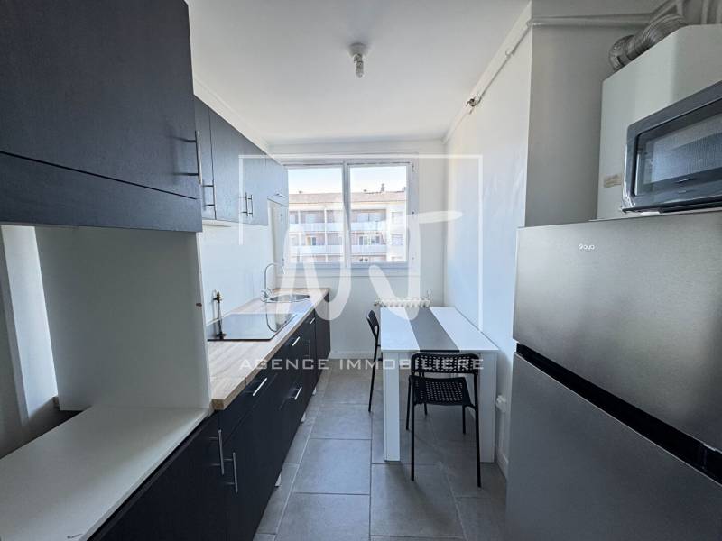APPARTEMENT MEUBLE A LOUER TRELAZE TRELAZE 